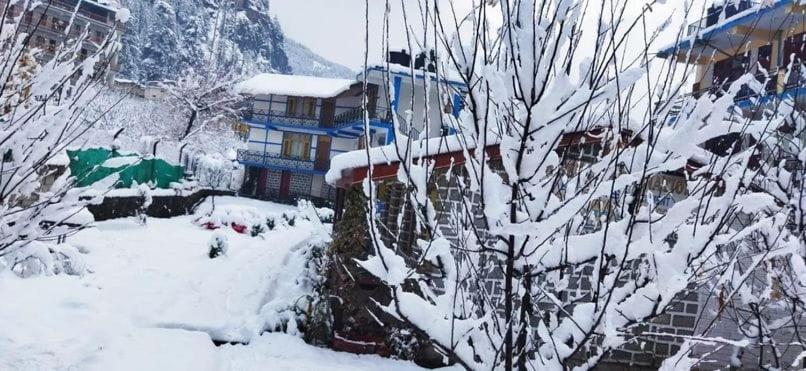 Hotel Seraj International Manāli Esterno foto